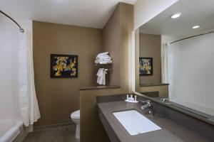 fairfield inn and suites by marriott colorado springs east ballpark