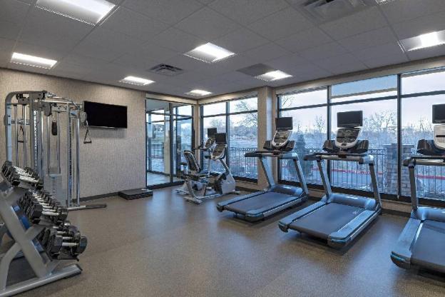 fairfield inn and suites by marriott colorado springs east ballpark