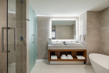 the westin houston medical center museum district