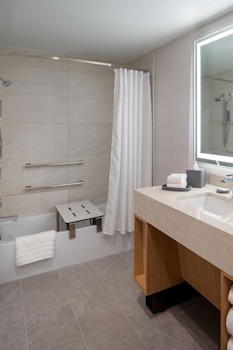 the westin houston medical center museum district