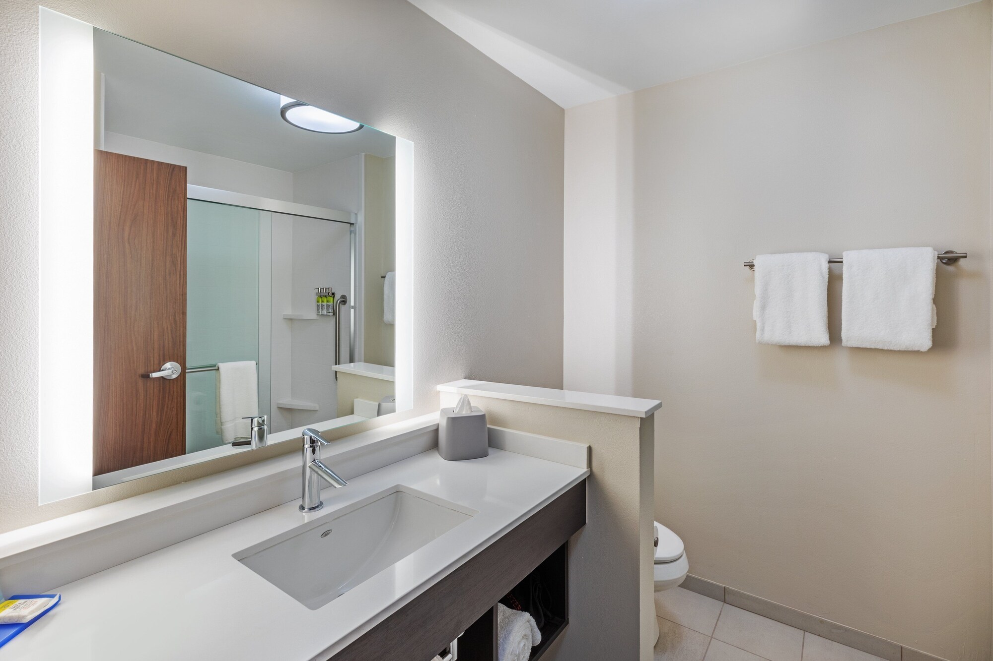 holiday inn express and suites purcell an ihg hotel
