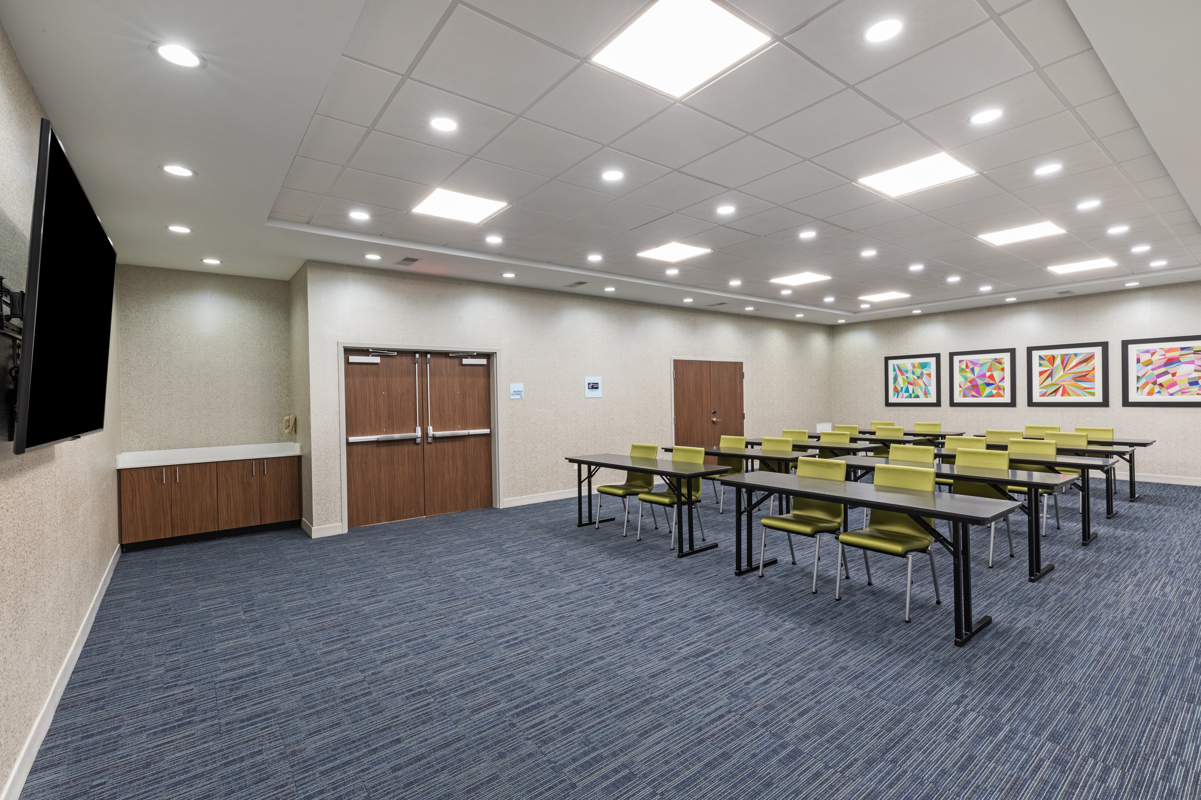 holiday inn express and suites purcell an ihg hotel