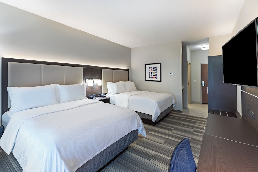 holiday inn express and suites purcell an ihg hotel