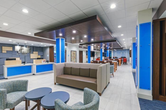 holiday inn express and suites purcell an ihg hotel