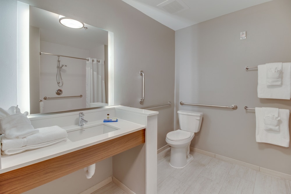 holiday inn express and suites union city an ihg hotel