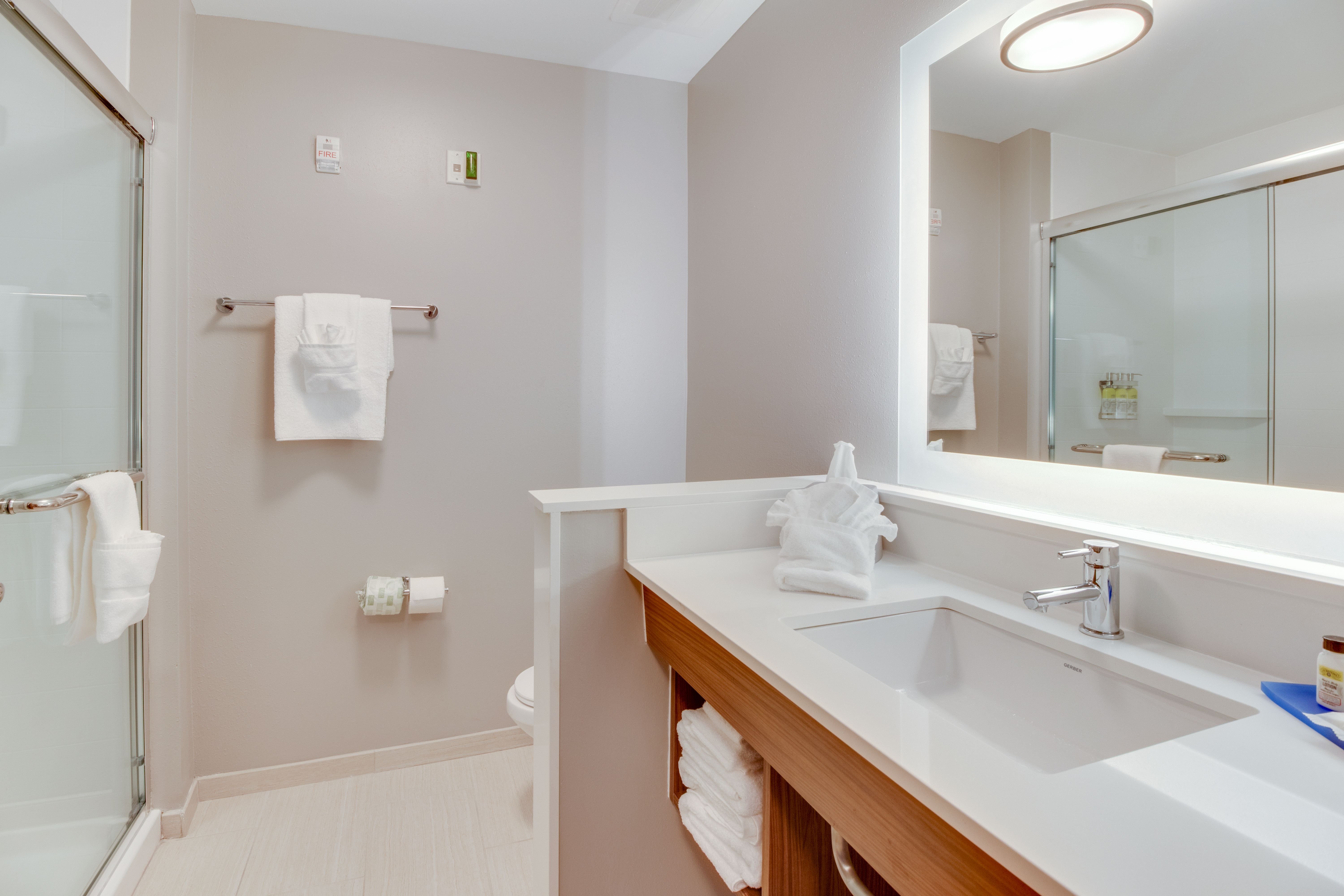 holiday inn express and suites union city an ihg hotel