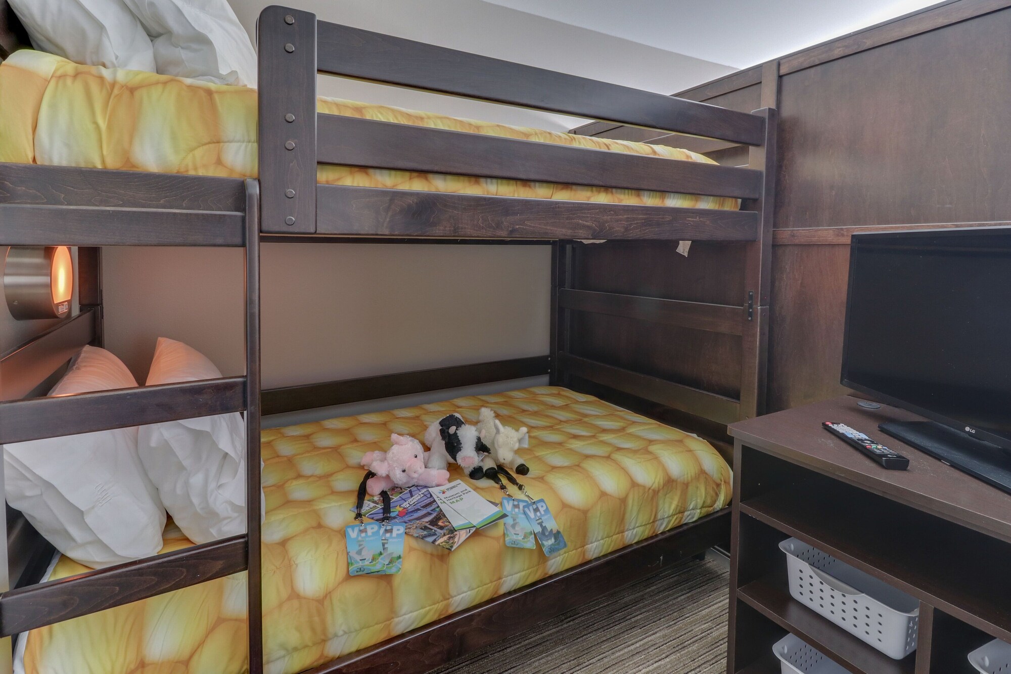 holiday inn express and suites union city an ihg hotel