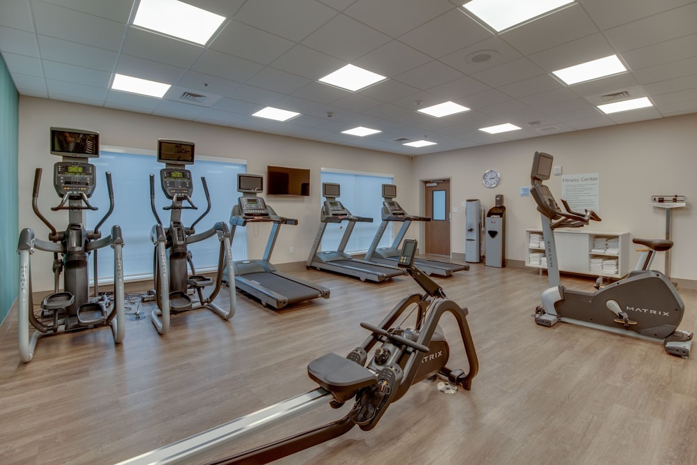 holiday inn express and suites union city an ihg hotel