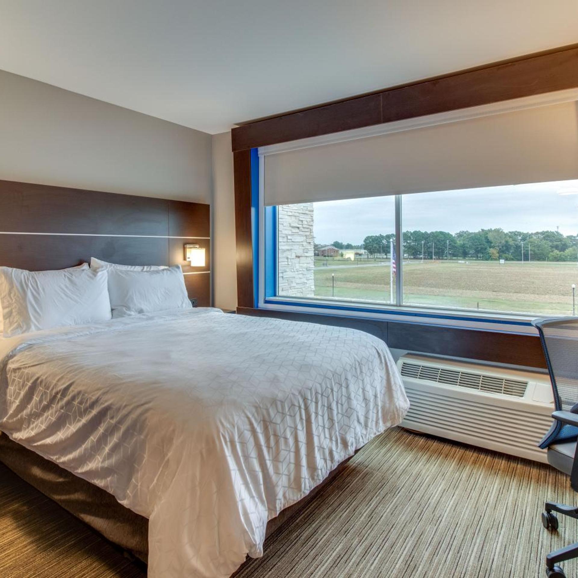 holiday inn express and suites union city an ihg hotel