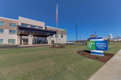 holiday inn express and suites union city an ihg hotel