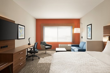 holiday inn express and suites beaver dam an ihg hotel