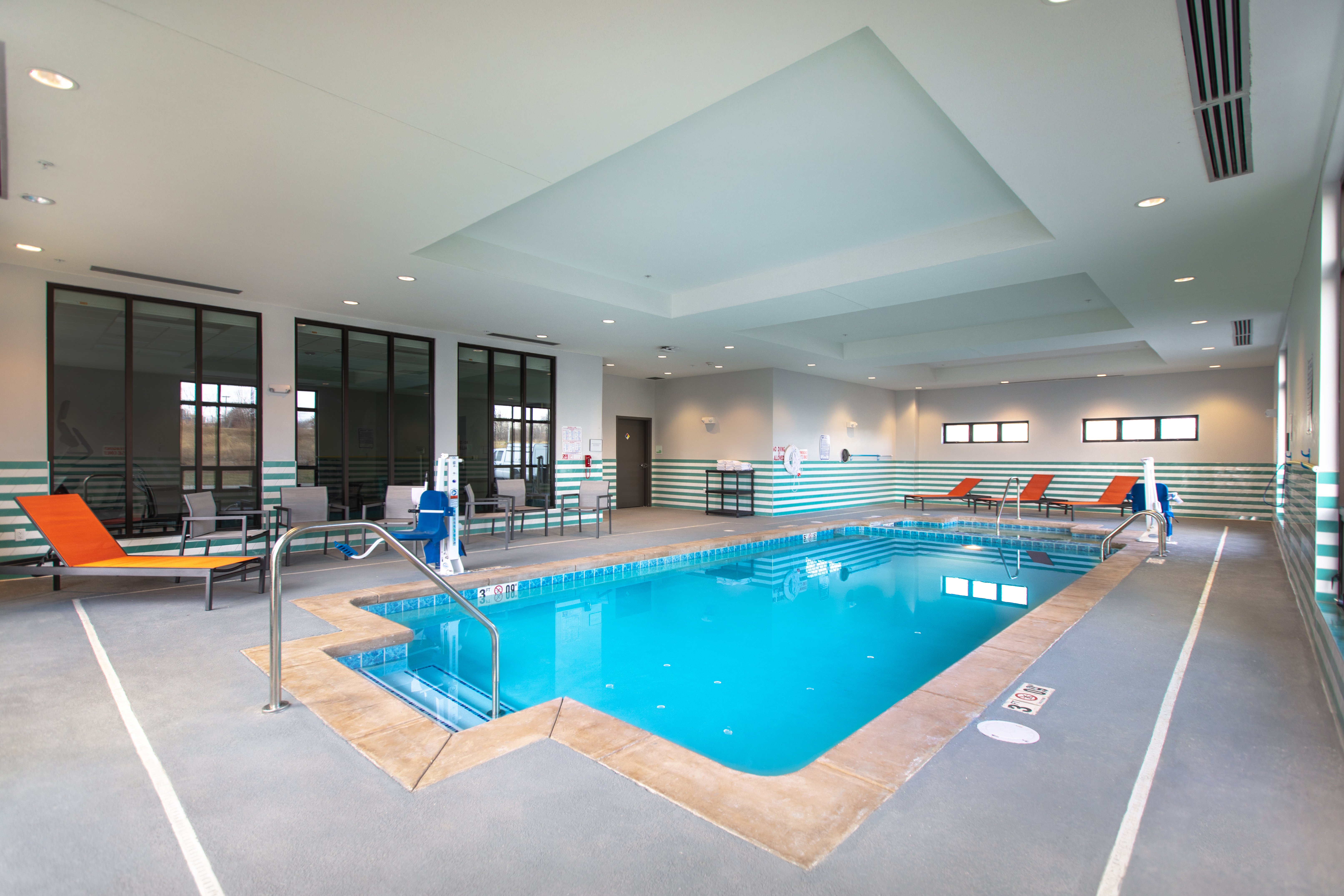 holiday inn kansas city northeast an ihg hotel