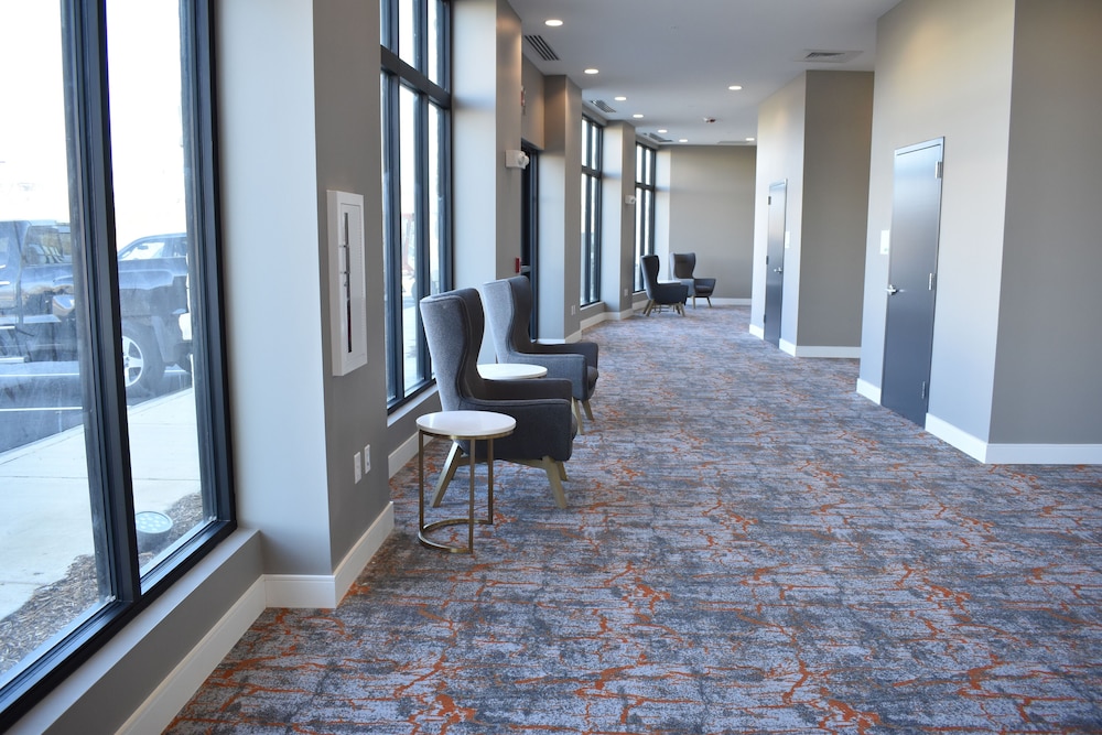 holiday inn kansas city northeast an ihg hotel