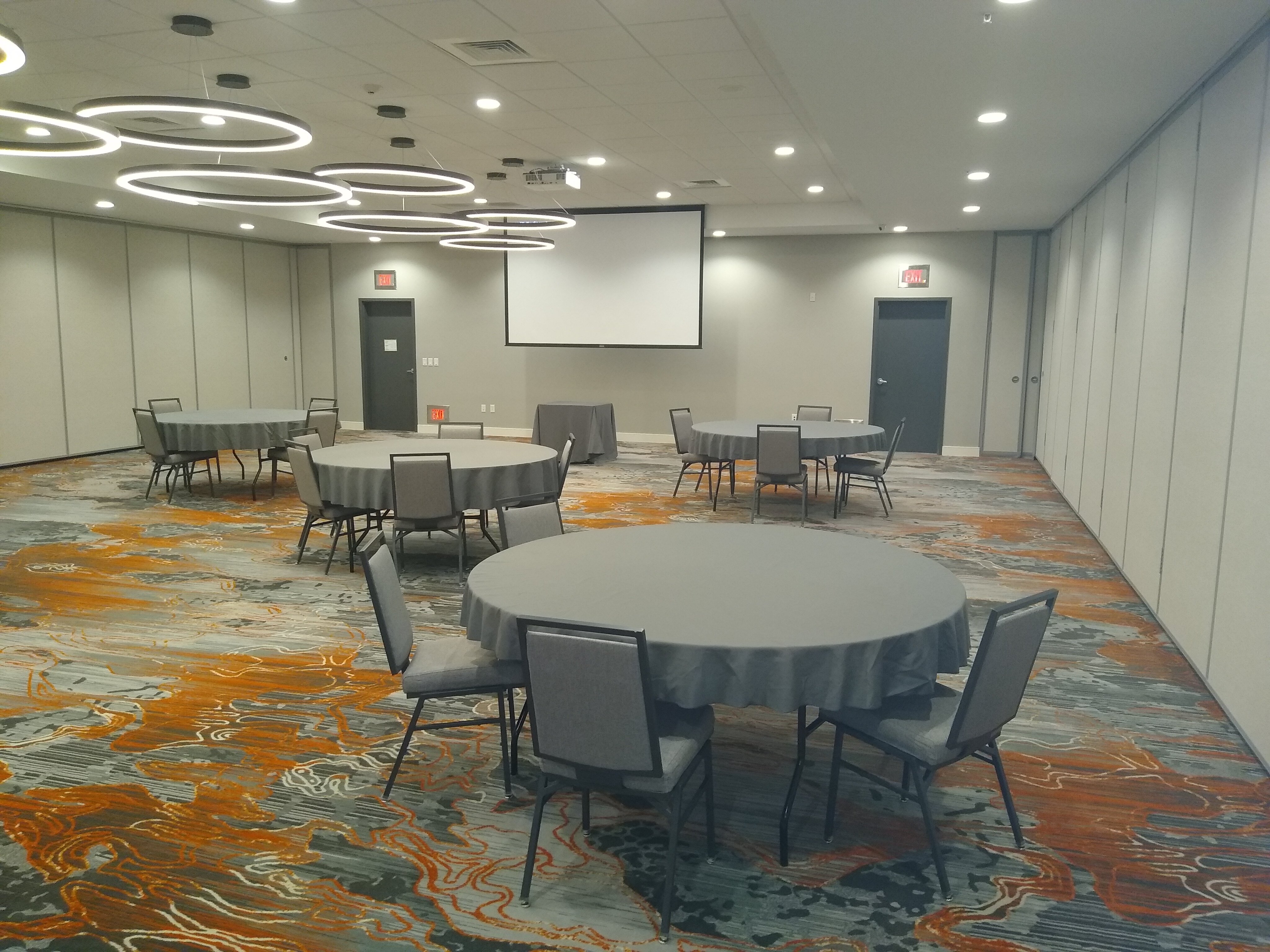 holiday inn kansas city northeast an ihg hotel