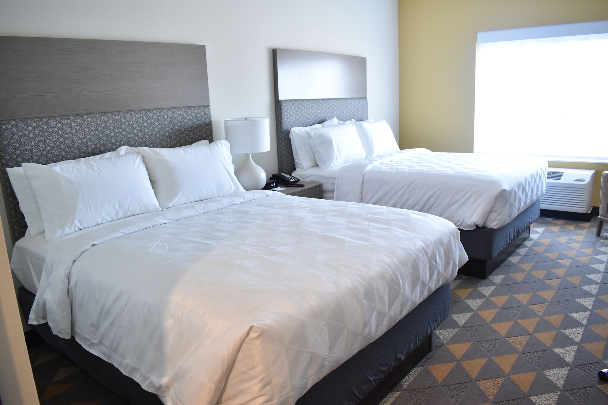 holiday inn kansas city northeast an ihg hotel