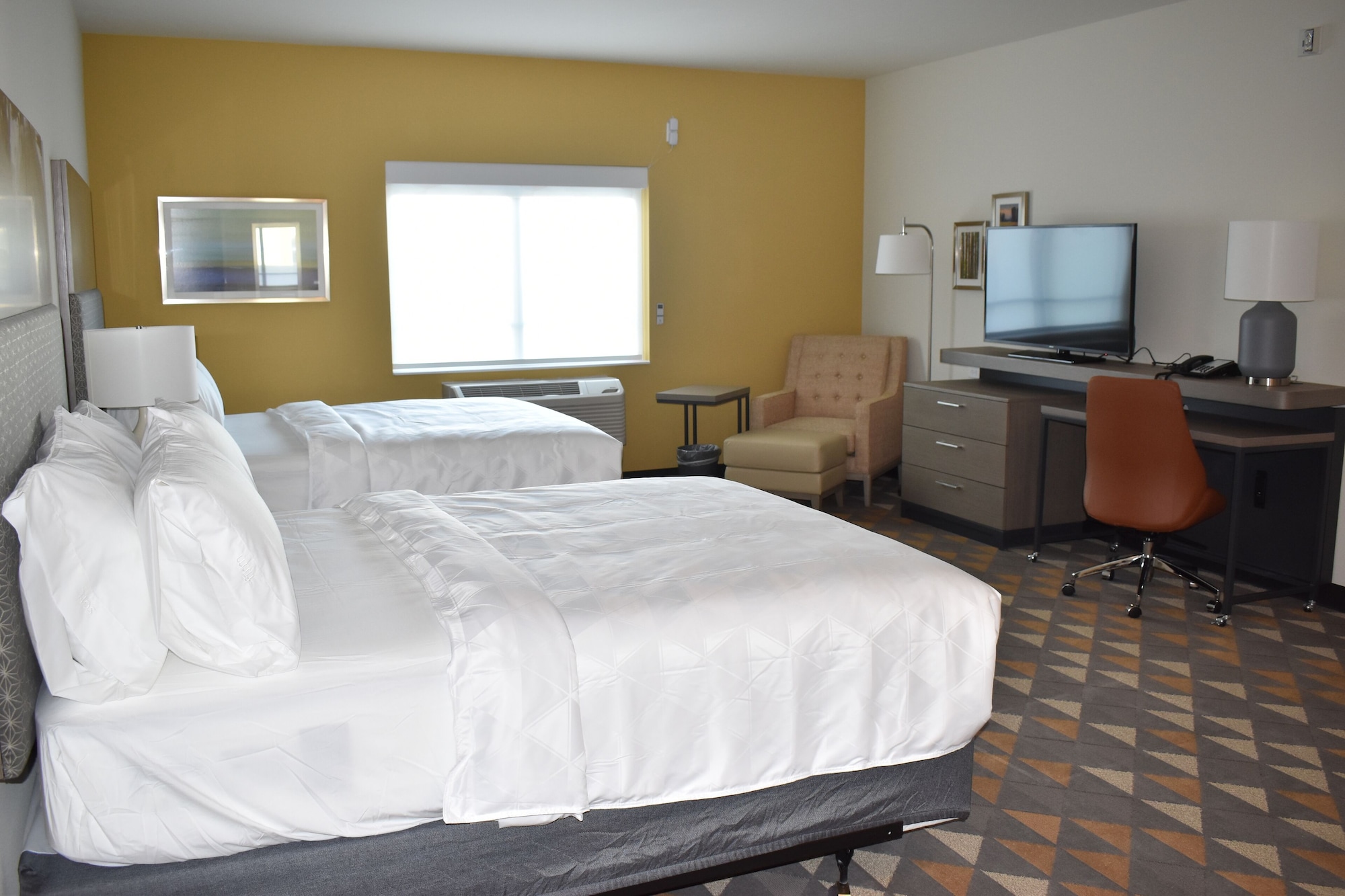 holiday inn kansas city northeast an ihg hotel