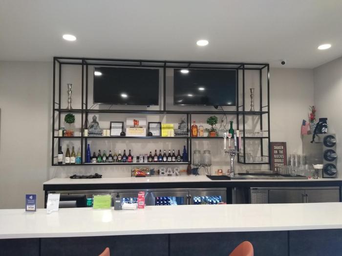 holiday inn kansas city northeast an ihg hotel