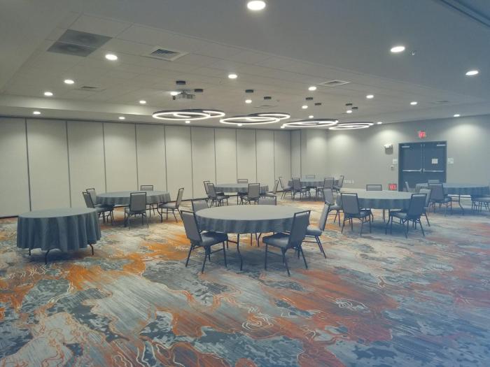 holiday inn kansas city northeast an ihg hotel