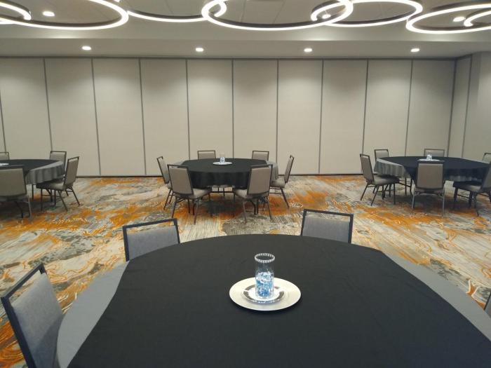 holiday inn kansas city northeast an ihg hotel