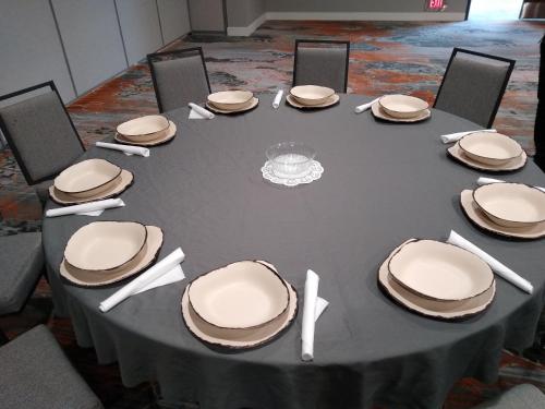 holiday inn kansas city northeast an ihg hotel