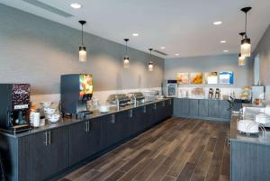 comfort suites kennewick at southridge
