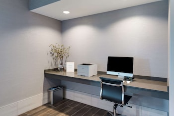 comfort suites kennewick at southridge