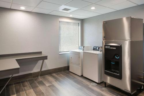 comfort suites kennewick at southridge