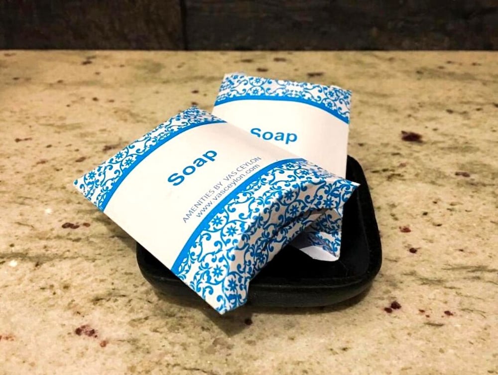 the lake forest hotel