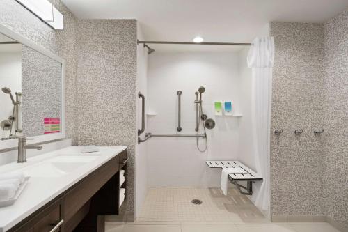 home2 suites by hilton harrisburg north