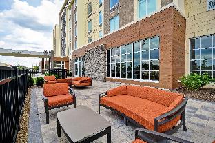 hilton garden inn lansing west