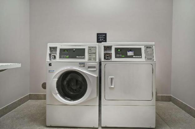 hilton garden inn lansing west