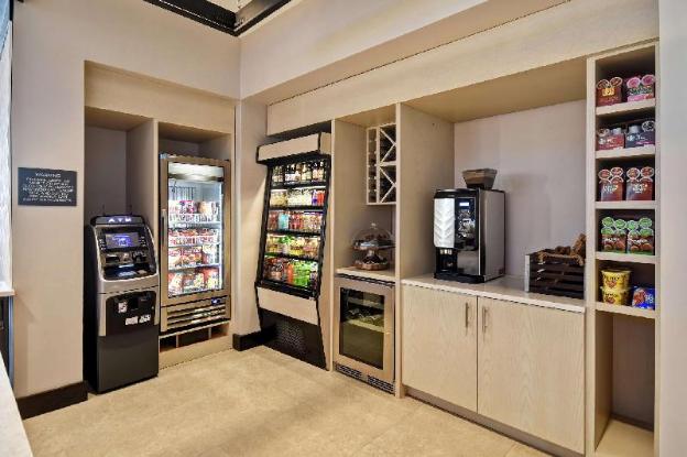 hilton garden inn lansing west