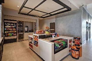 hilton garden inn lansing west