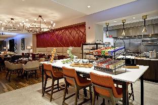 hilton garden inn lansing west