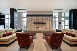 hilton garden inn lansing west