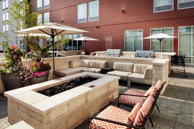 springhill suites by marriott columbus easton area