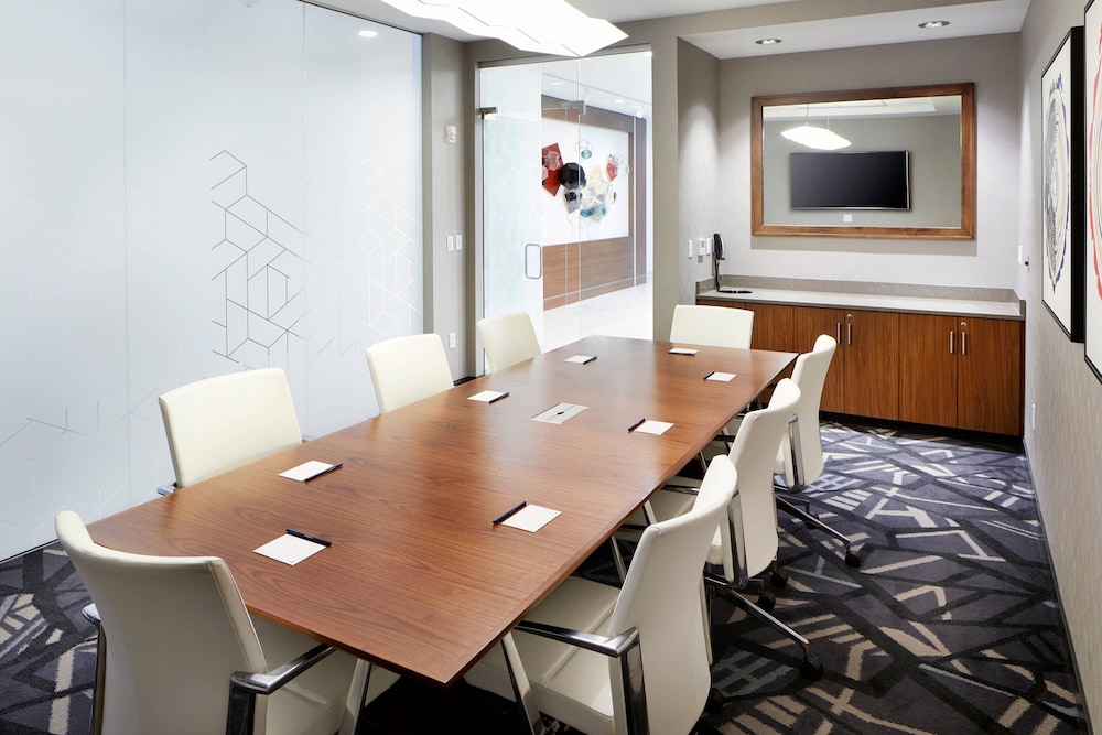 springhill suites by marriott columbus easton area