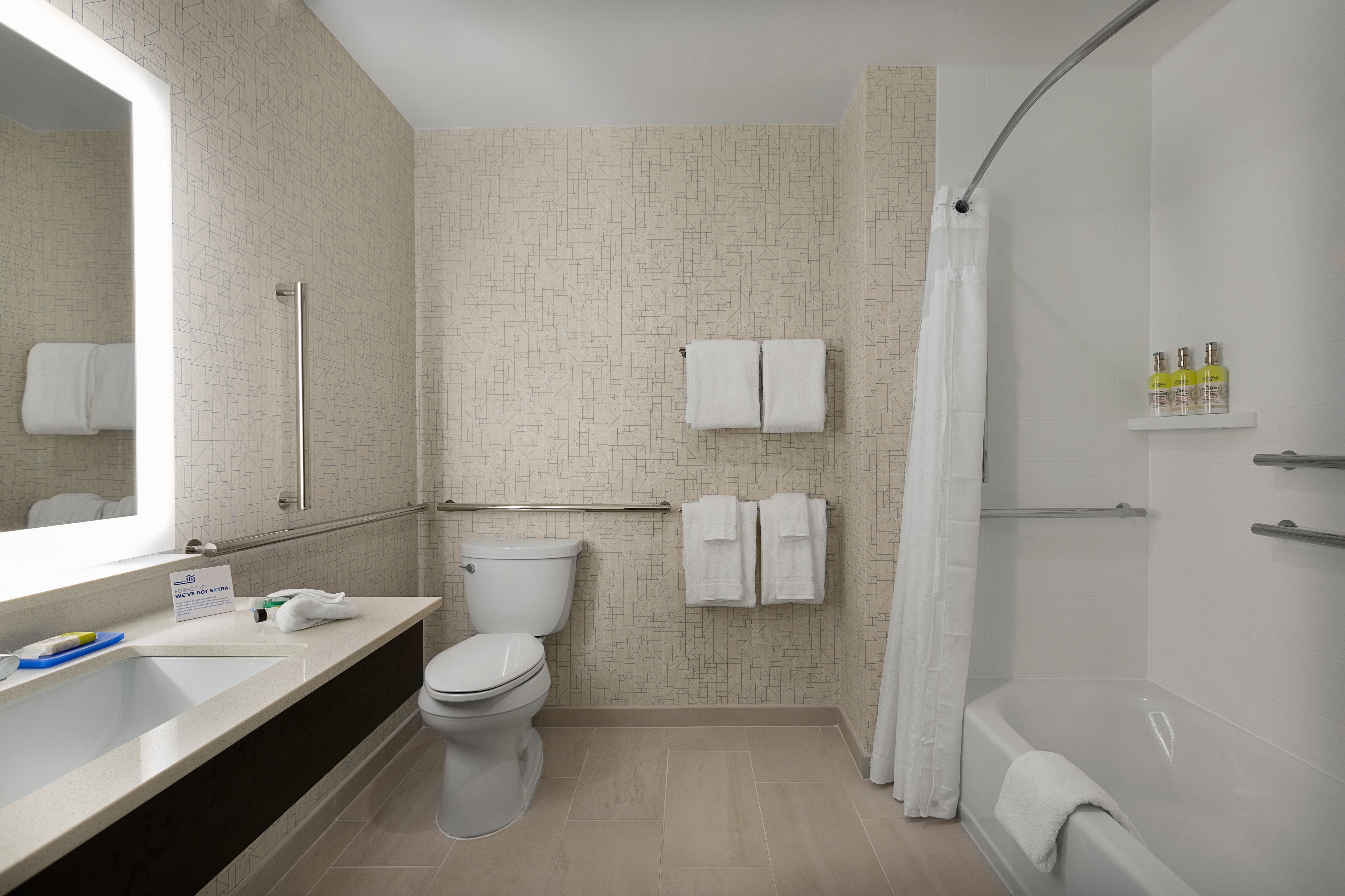 holiday inn express and suites fayetteville south an ihg hotel