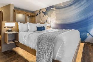 cambria hotel milwaukee downtown