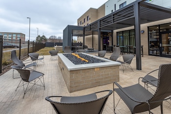 courtyard by marriott east lansing okemos