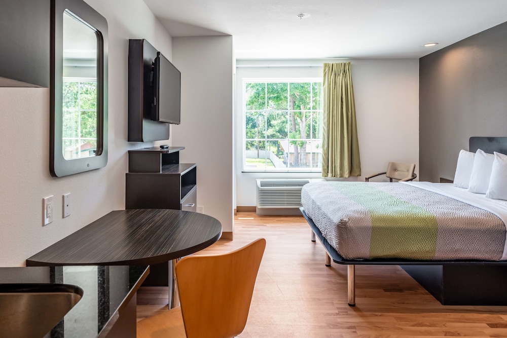 studio 6 lake charles la