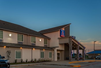 studio 6 lake charles la