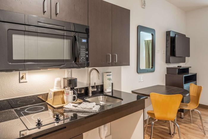 studio 6 lake charles la