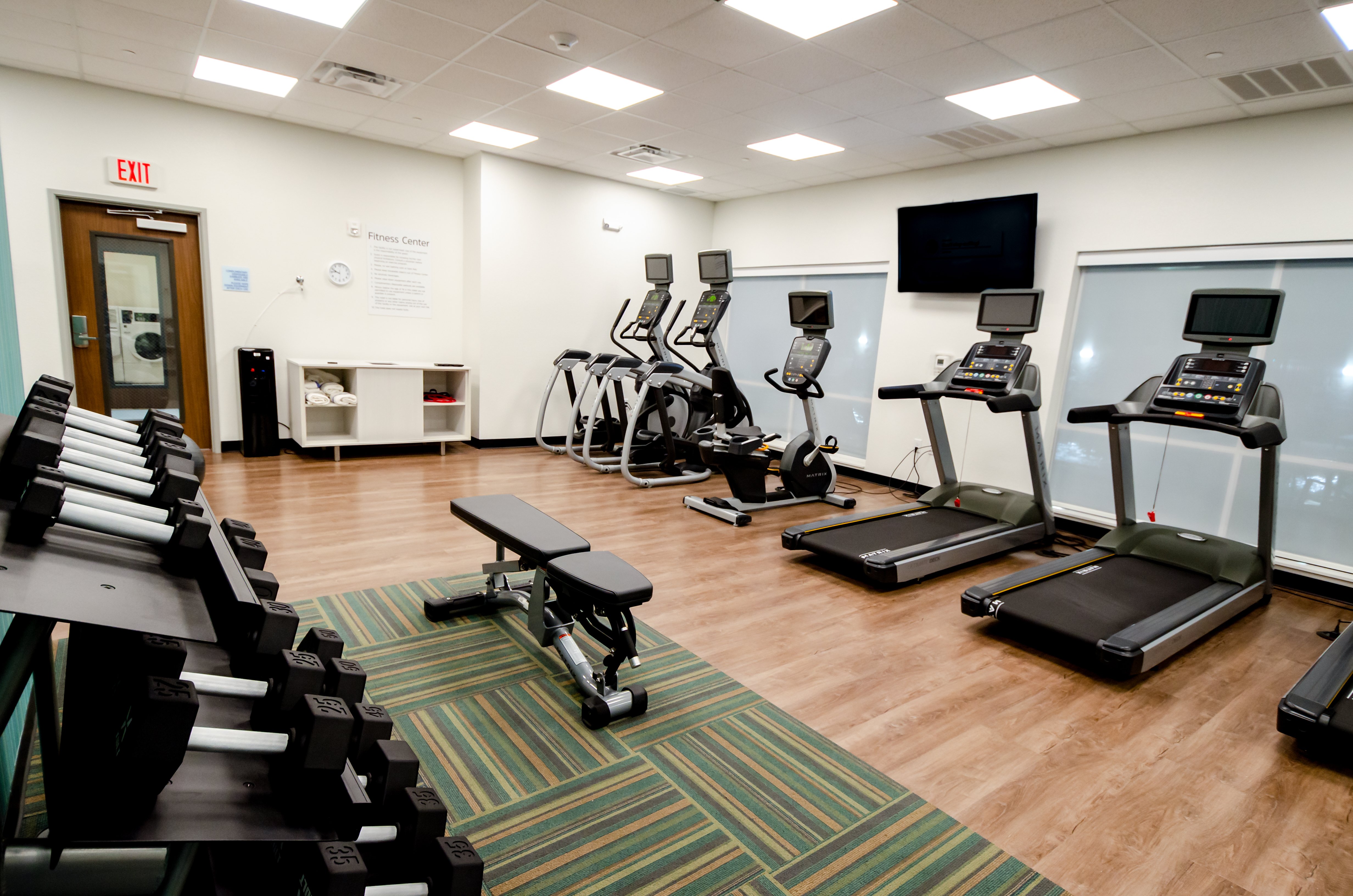 holiday inn express and suites taylor an ihg hotel