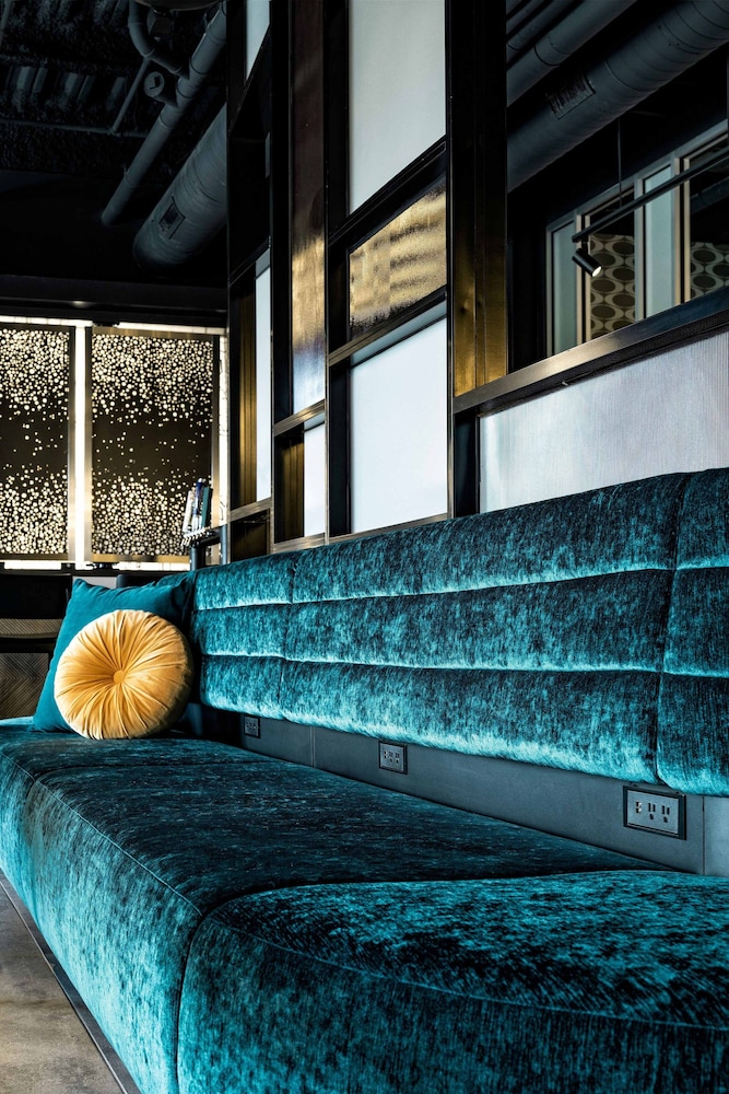 aloft columbus university district