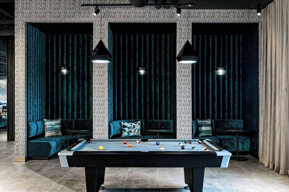 aloft columbus university district