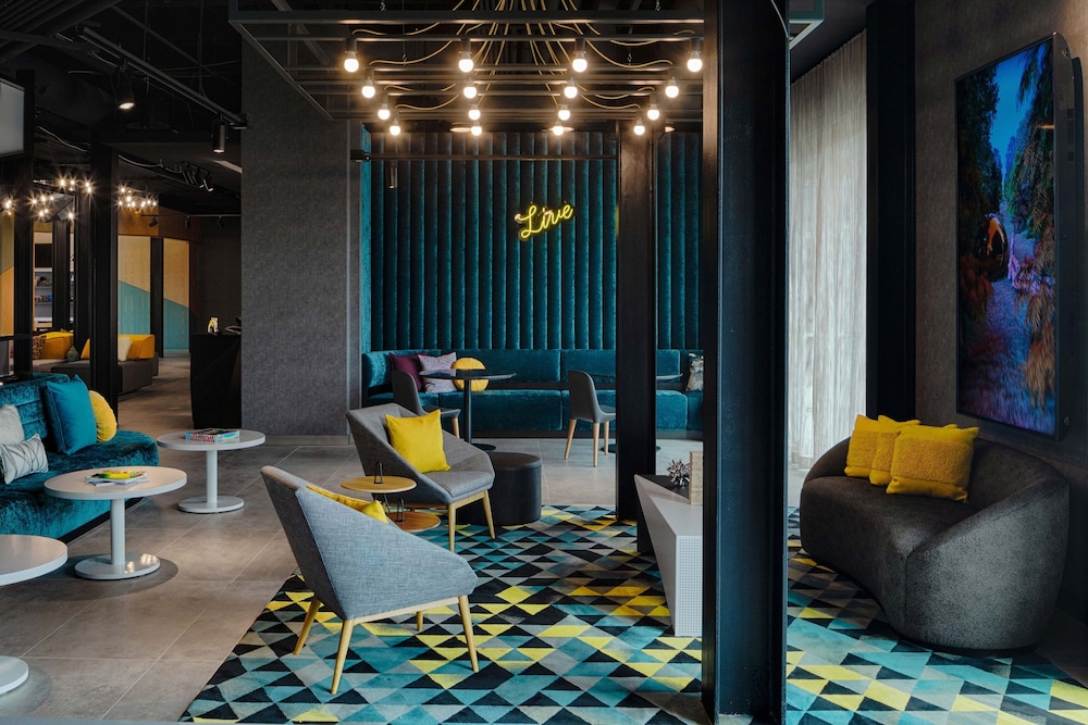 aloft columbus university district
