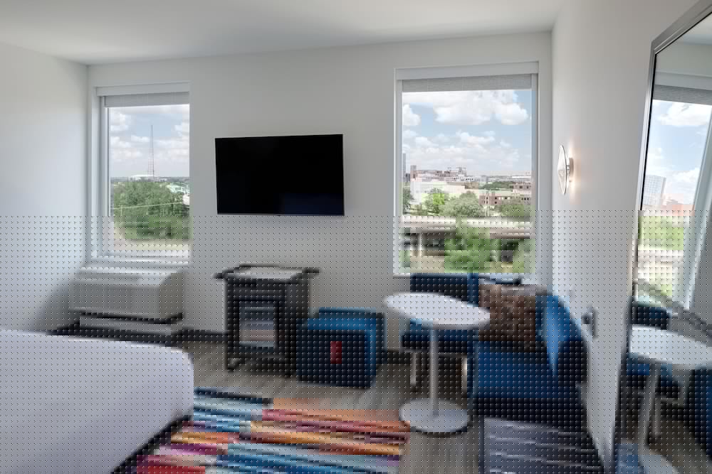 aloft columbus university district