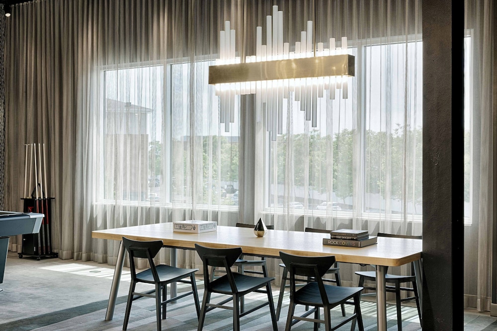 aloft columbus university district