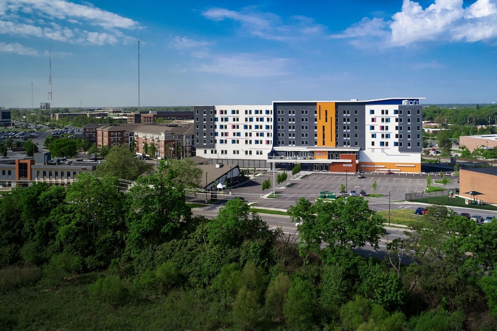 aloft columbus university district